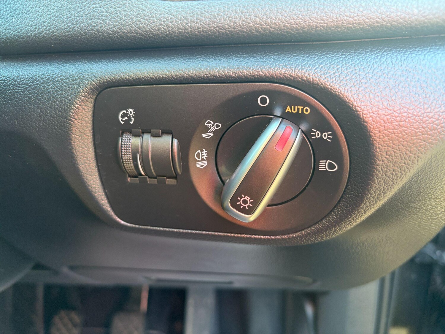 Used Audi Q3 2015 for sale - 77742643: Photo 30