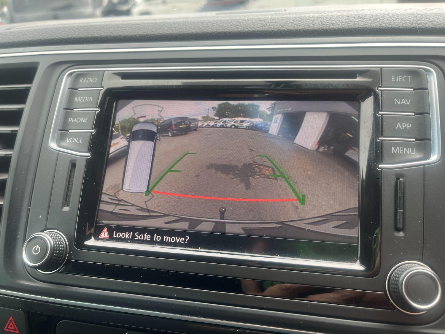 Used Volkswagen Transporter 2018 for sale - 77945830: Photo 33