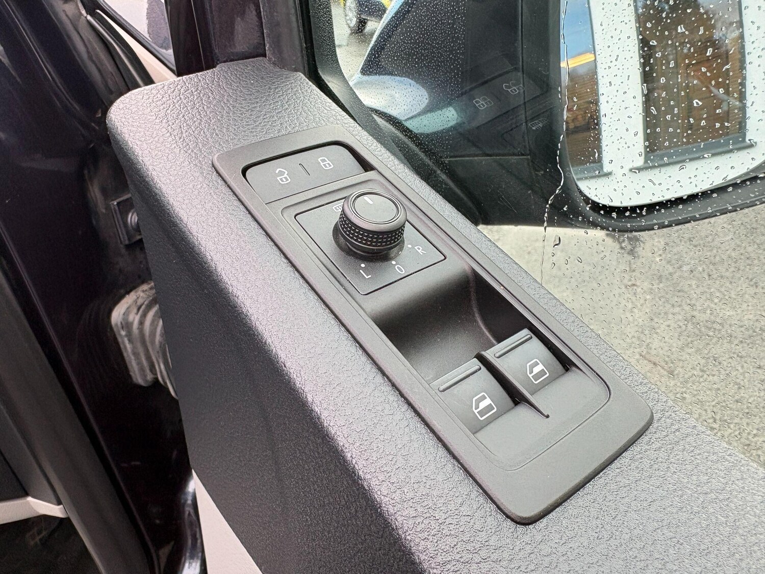 Used Volkswagen Transporter for sale - 77742642: Photo 23