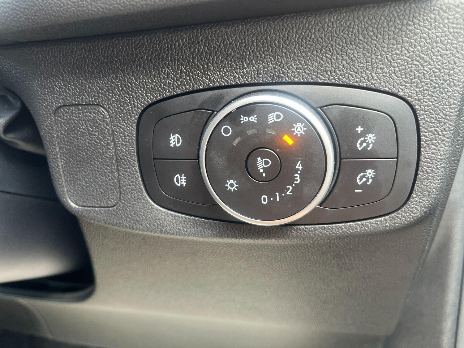 Used Ford Focus 2020 for sale - 78007032: Photo 31