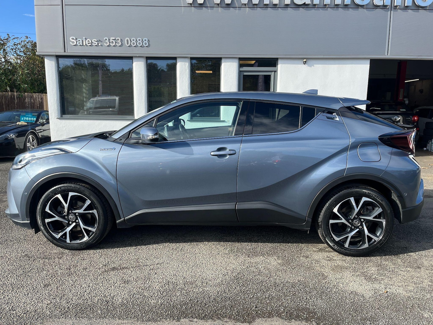 Used Toyota C-HR 2020 for sale - 78034685: Photo 2