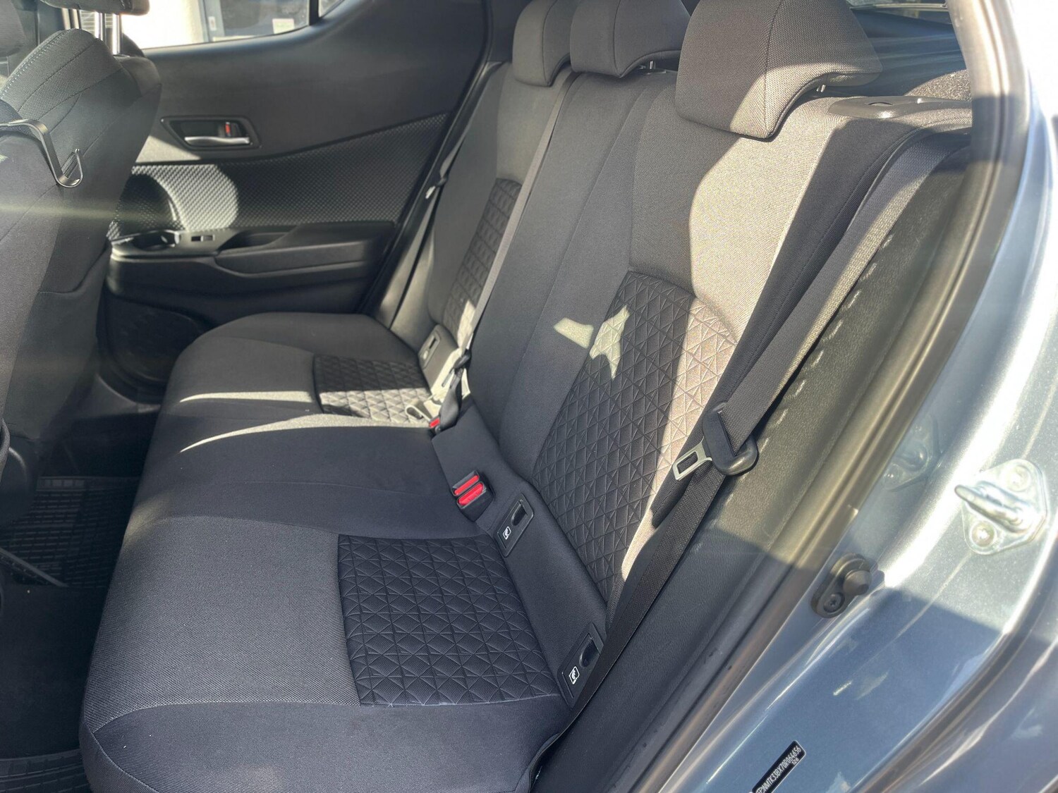 Used Toyota C-HR 2020 for sale - 77742622: Photo 17