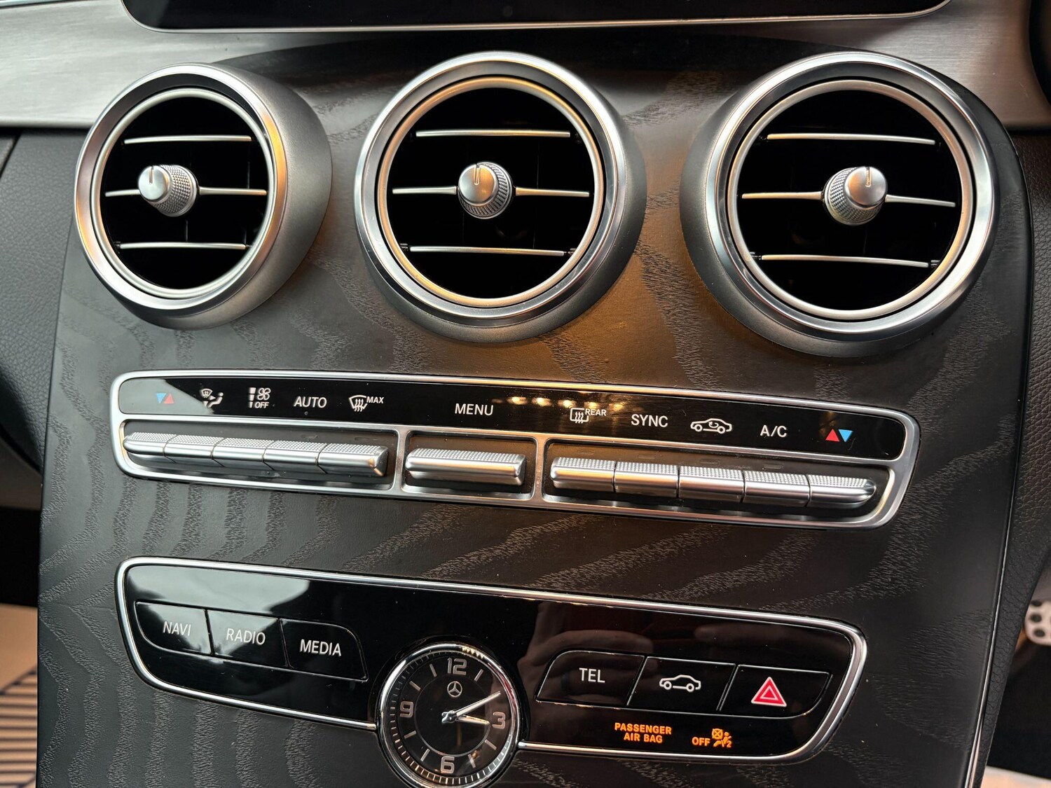 Used Mercedes-Benz C Class 2018 for sale - 77742627: Photo 36