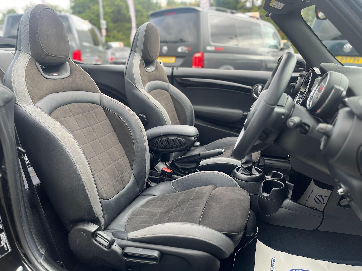 Used MINI Convertible 2021 for sale - 78034512: Photo 32