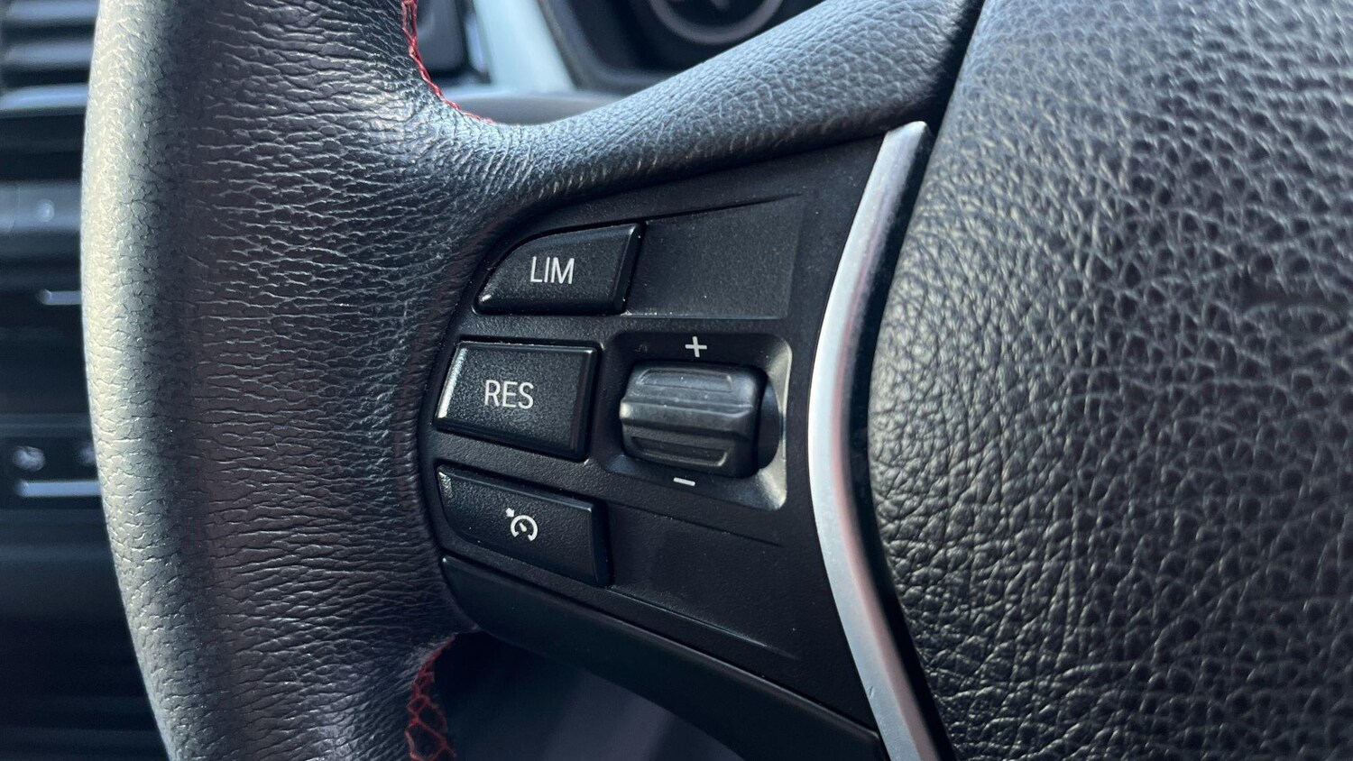 Used BMW 4 Series 2017 for sale - 77742628: Photo 32