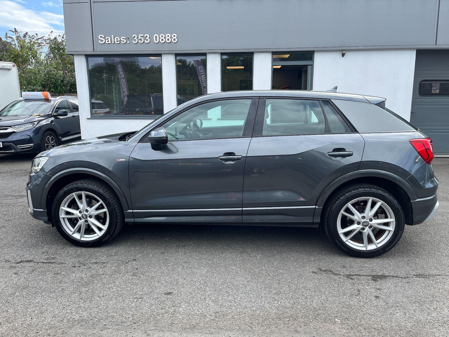Used Audi Q2 2018 for sale - 77742625: Photo 2