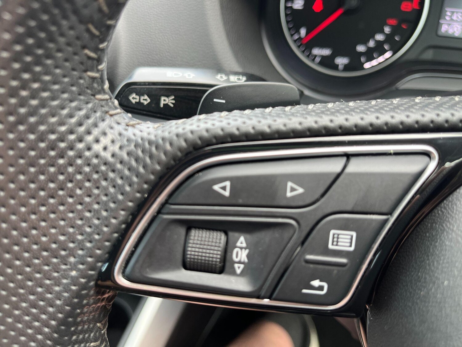 Used Audi Q2 2018 for sale - 77742625: Photo 32