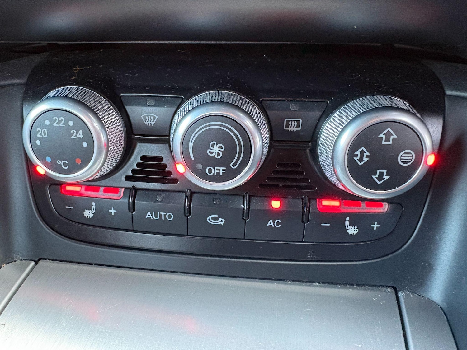 Used Audi TT for sale - 77977919: Photo 30