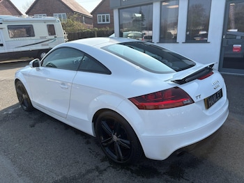 Used Audi TT 2011 for sale - 77977919: Photo