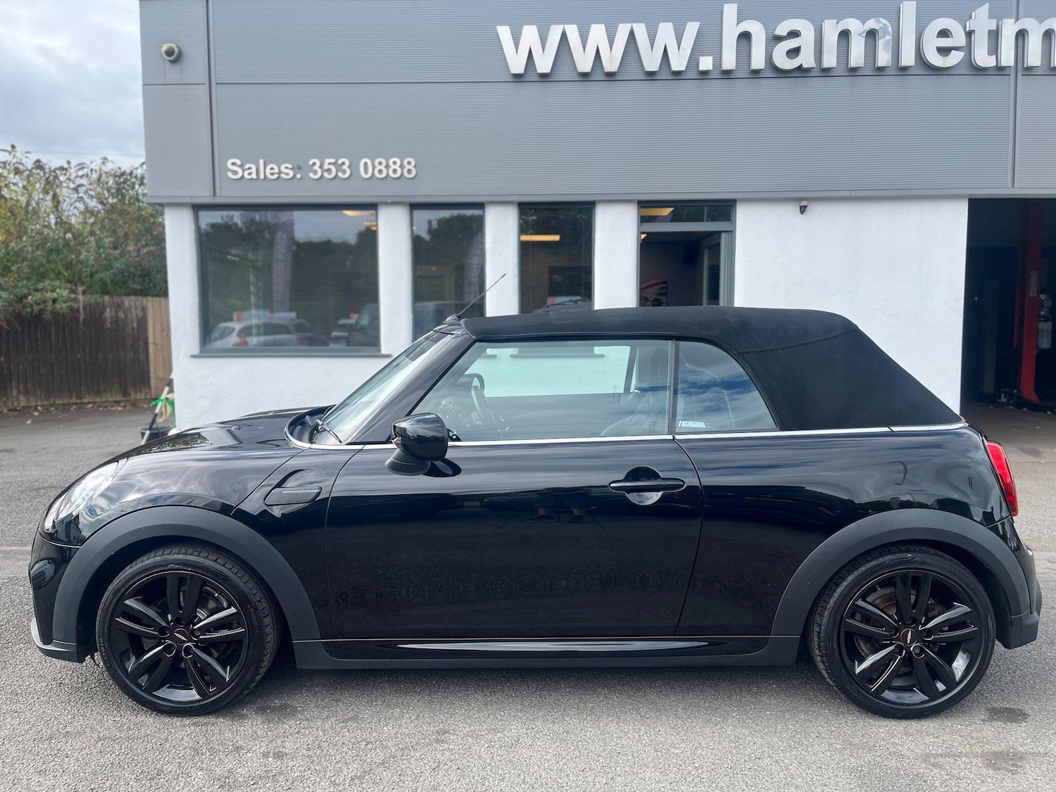 Used MINI Convertible 2021 for sale - 77742640: Photo 5