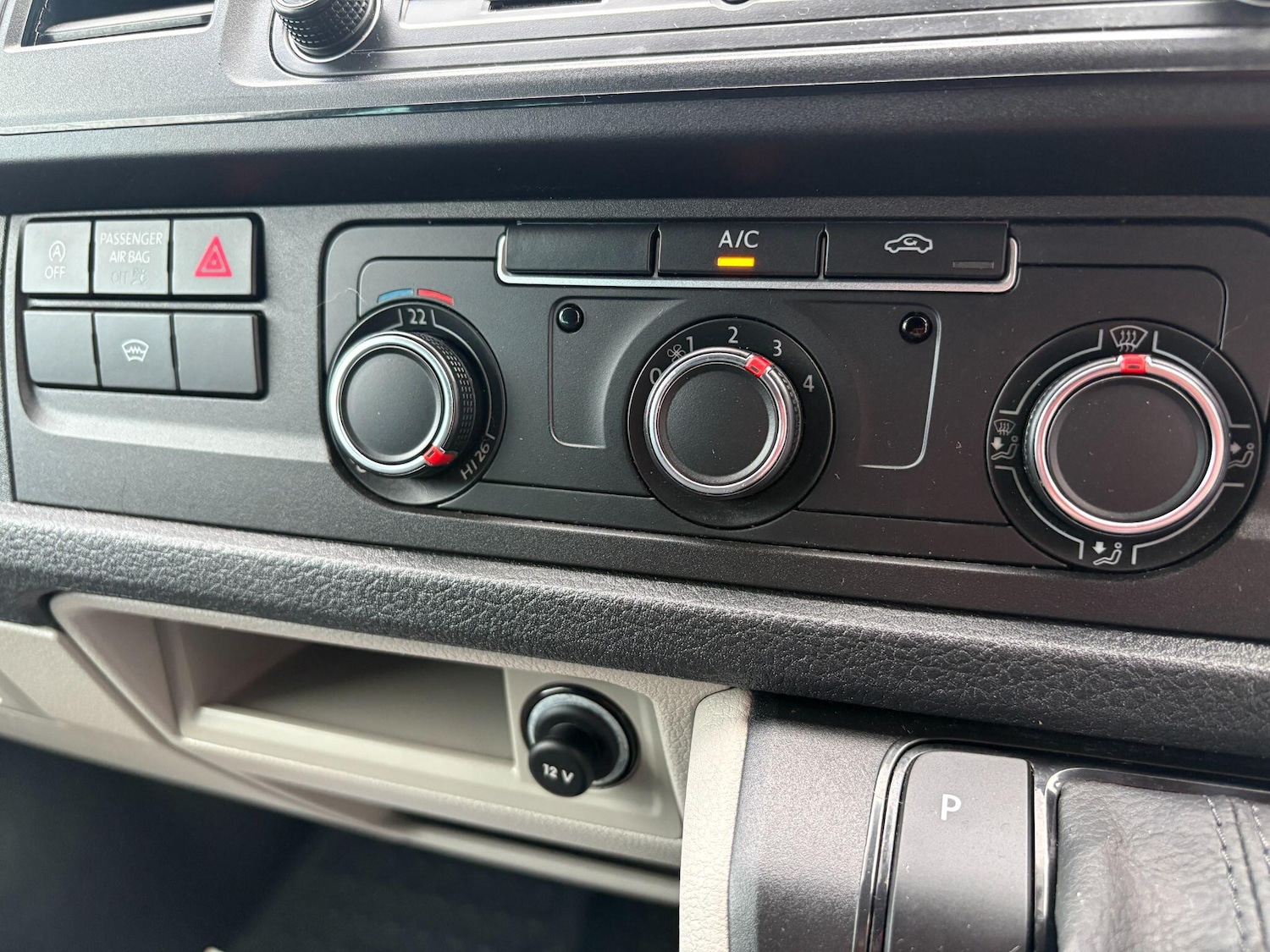 Used Volkswagen Transporter 2019 for sale - 77945831: Photo 29