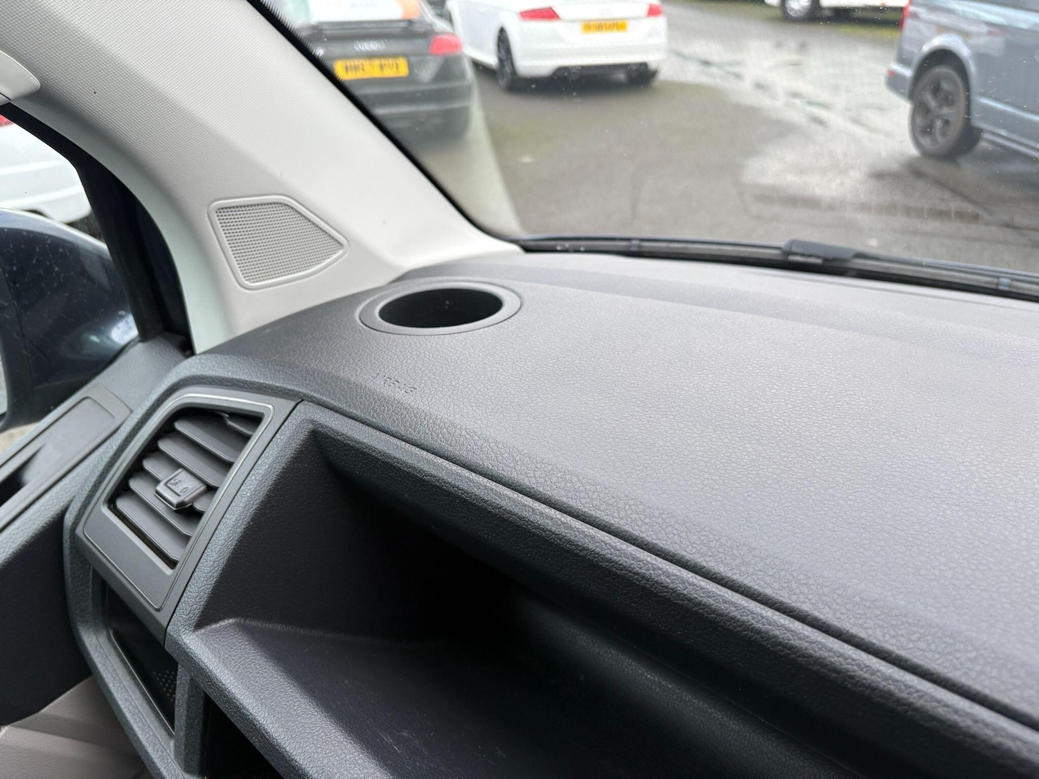 Used Volkswagen Transporter 2019 for sale - 77945831: Photo 35