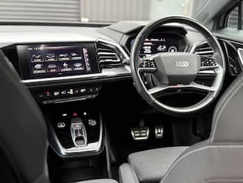 Used Audi Q4 e-tron 2021 for sale - 79564543: Photo