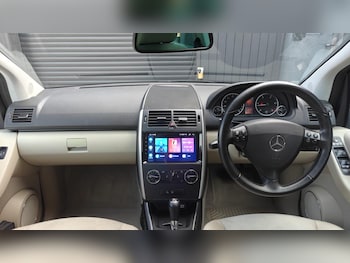 Used Mercedes-Benz A-Class 2011 for sale - 79425896: Photo