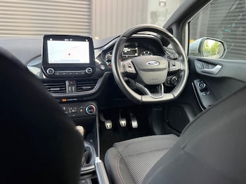 Used Ford Fiesta 2018 for sale - 79237186: Photo