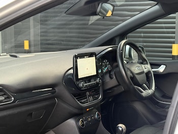 Used Ford Fiesta 2018 for sale - 79237186: Photo