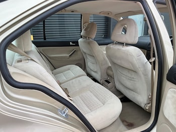 Used Volkswagen Bora 2001 for sale - 79236292: Photo