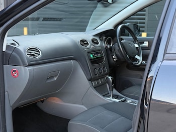 Used Ford Focus 2010 for sale - 79348728: Photo