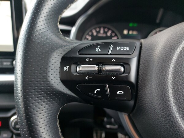 Used Kia Stonic 2022 for sale - 75618059: Photo 17