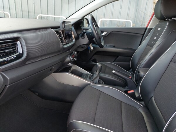 Used Kia Stonic 2022 for sale - 75618059: Photo 5