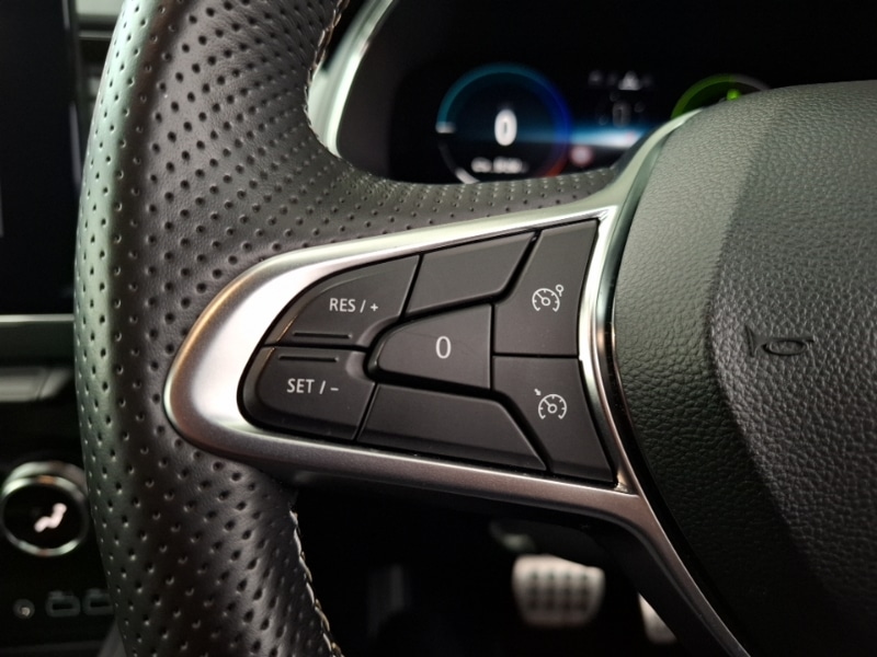 Used Renault Captur 2024 for sale - 76571715: Photo 17