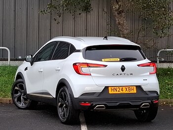 Used Renault Captur 2024 for sale - 76571715: Photo