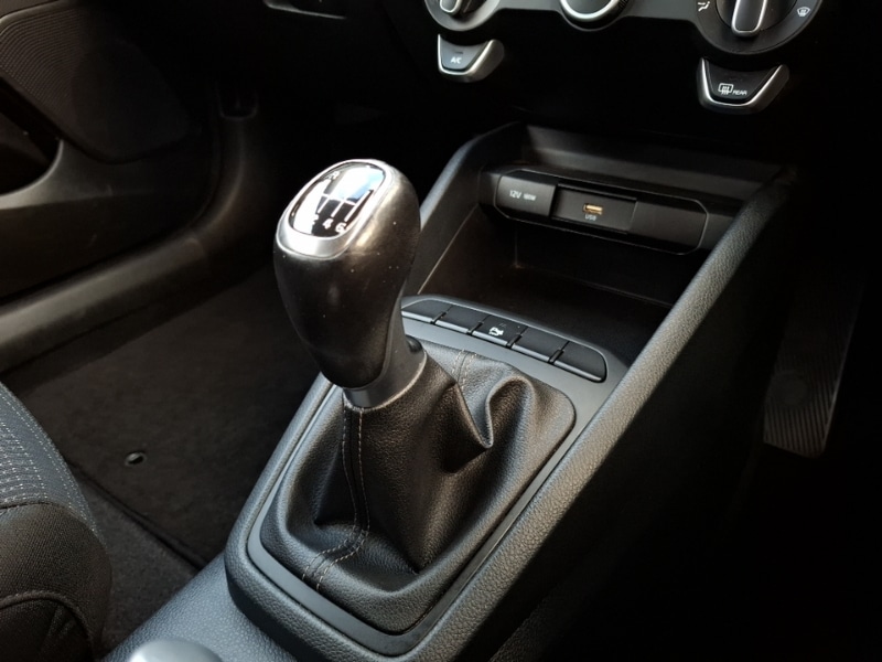 Used Kia Stonic 2022 for sale - 76911797: Photo 14