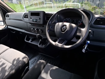 Used Renault Master 2023 for sale - 75562550: Photo