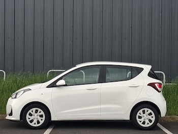Used Hyundai i10 2017 for sale - 78633983: Photo