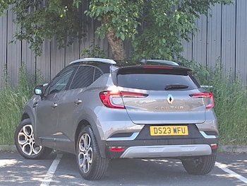 Used Renault Captur 2023 for sale - 78941008: Photo