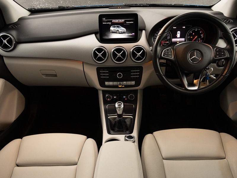 Used Mercedes-Benz B Class 2017 for sale - 77197975: Photo 2