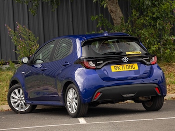 Used Toyota Yaris 2021 for sale - 75542475: Photo