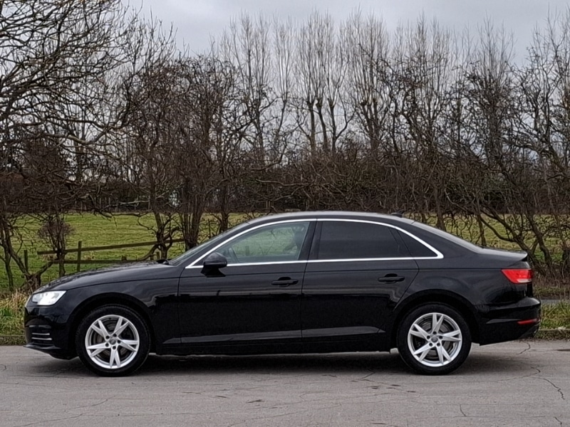 Used Audi A4 2018 for sale - 77304139: Photo 4