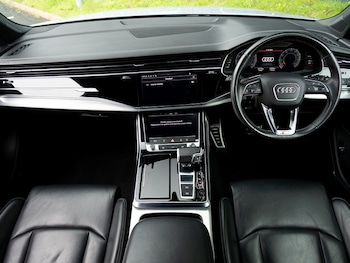 Used Audi Q7 2022 for sale - 76145719: Photo 2