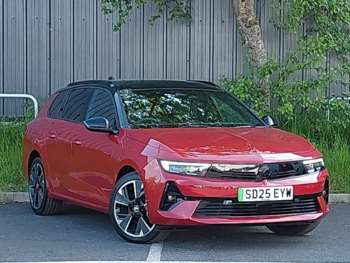 2025 - 115kW Ultimate 54kWh 5dr Auto