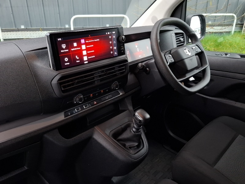 Used Vauxhall Vivaro 2024 for sale - 77933173: Photo 12