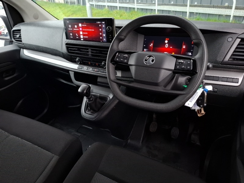 Used Vauxhall Vivaro 2024 for sale - 77933173: Photo 2