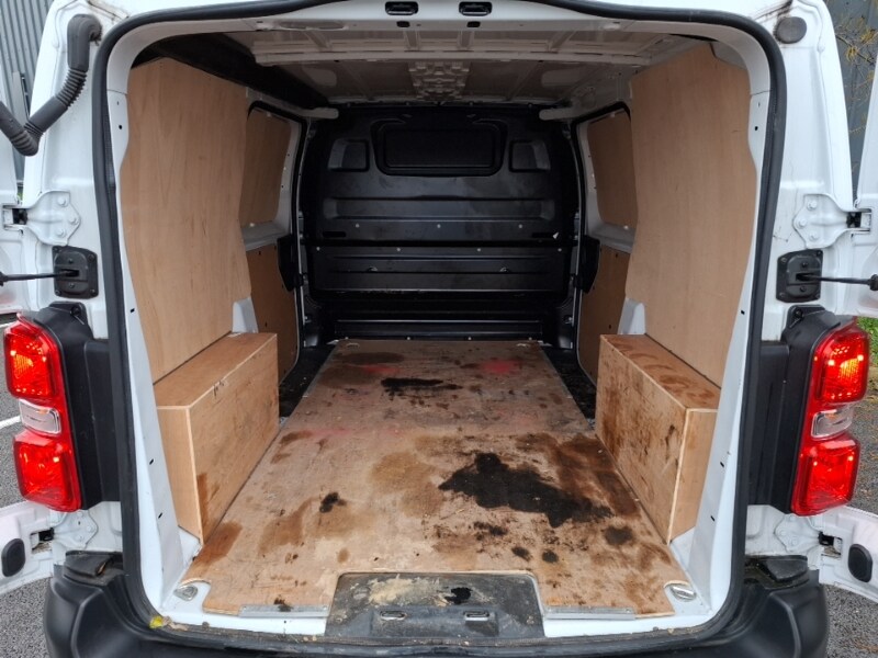 Used Vauxhall Vivaro 2024 for sale - 77933173: Photo 8