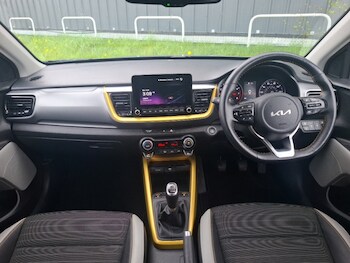 Used Kia Stonic 2023 for sale - 78259224: Photo