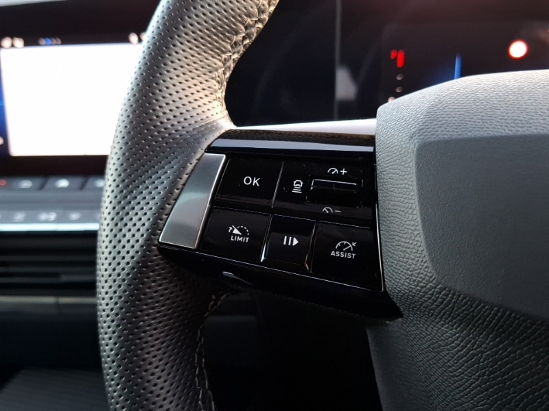 Used Vauxhall Astra 2024 for sale - 76893595: Photo 17