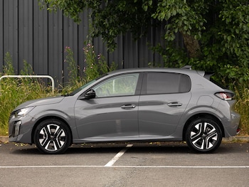Used Peugeot 208 2025 for sale - 79086933: Photo