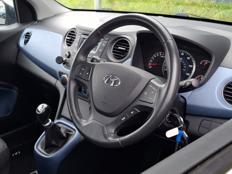 Used Hyundai i10 2014 for sale - 77433105: Photo 12