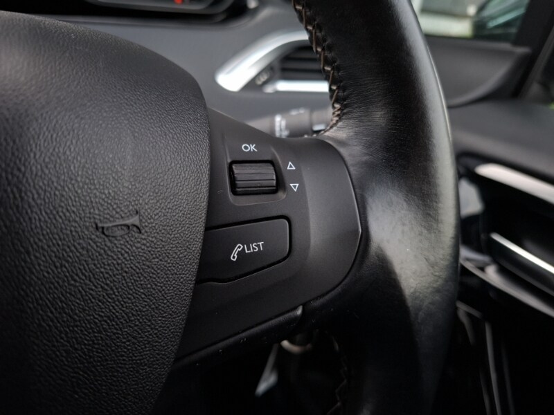 Used Peugeot 208 2018 for sale - 77816290: Photo 18