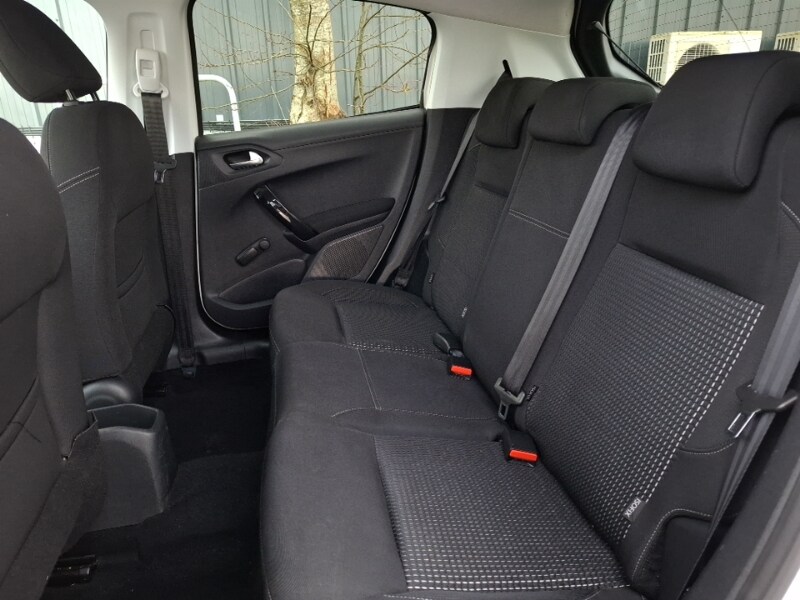 Used Peugeot 208 2018 for sale - 77816290: Photo 6