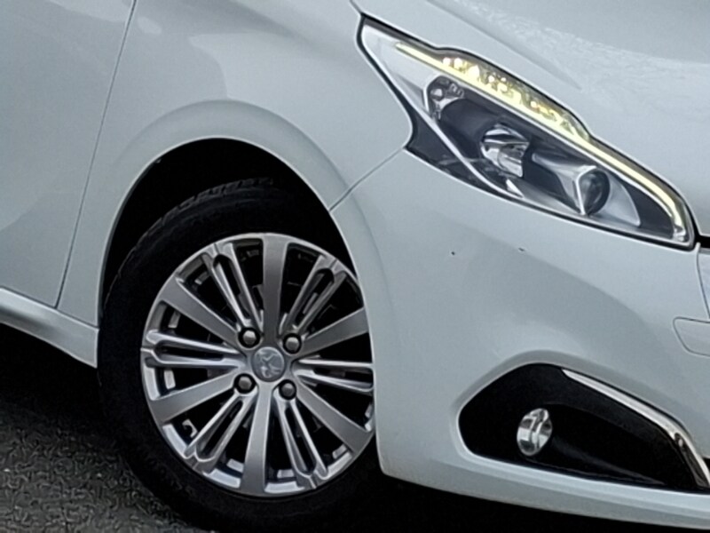 Used Peugeot 208 2018 for sale - 77816290: Photo 9