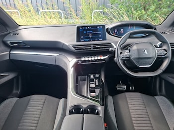 Used Peugeot 3008 2023 for sale - 79332358: Photo