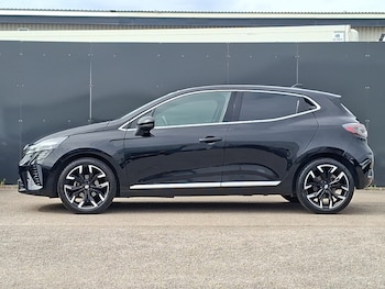 Used Renault Clio 2025 for sale - 79610598: Photo