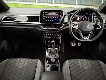 Used Volkswagen T-Roc 2022 for sale - 77078246: Photo