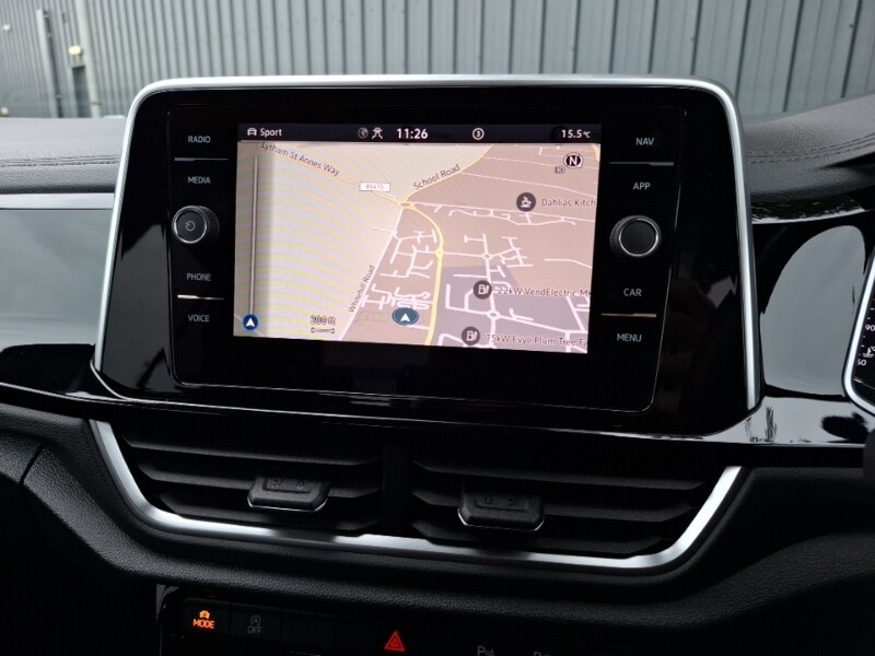 Used Volkswagen T-Roc 2022 for sale - 76183608: Photo 11