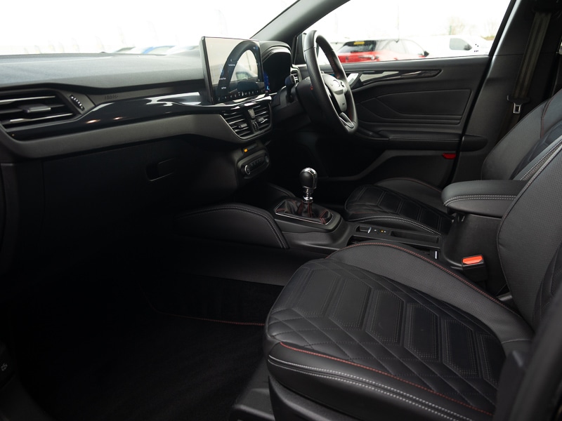 Used Ford Focus 2022 for sale - 77034984: Photo 5